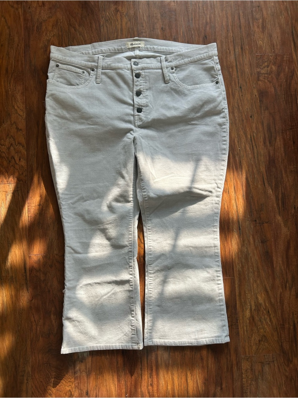 Madewell Light Cali Demi-Boot Gray Button-Fly Cropped Flare Pants